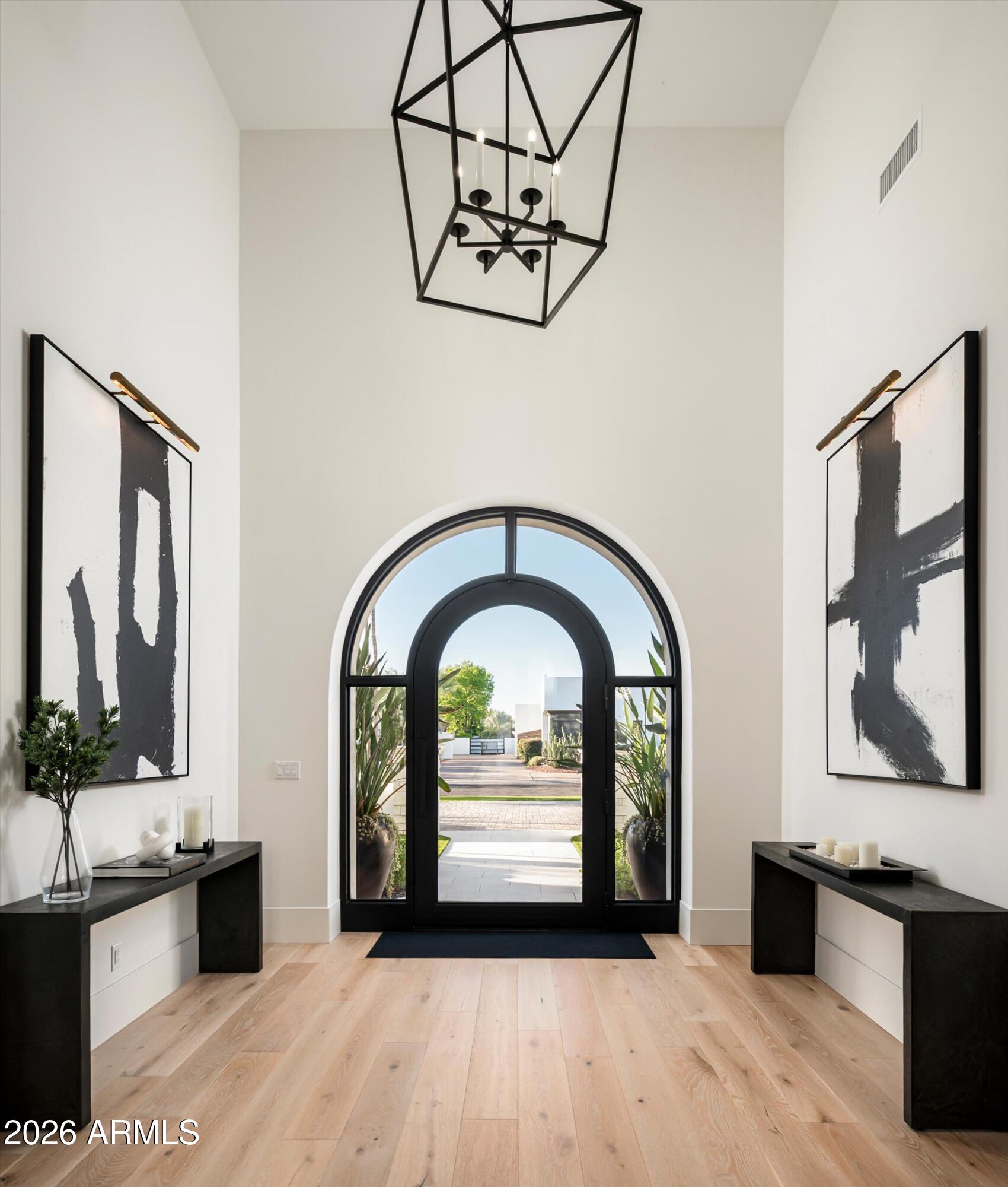 6125 E VIA ESTRELLA Avenue