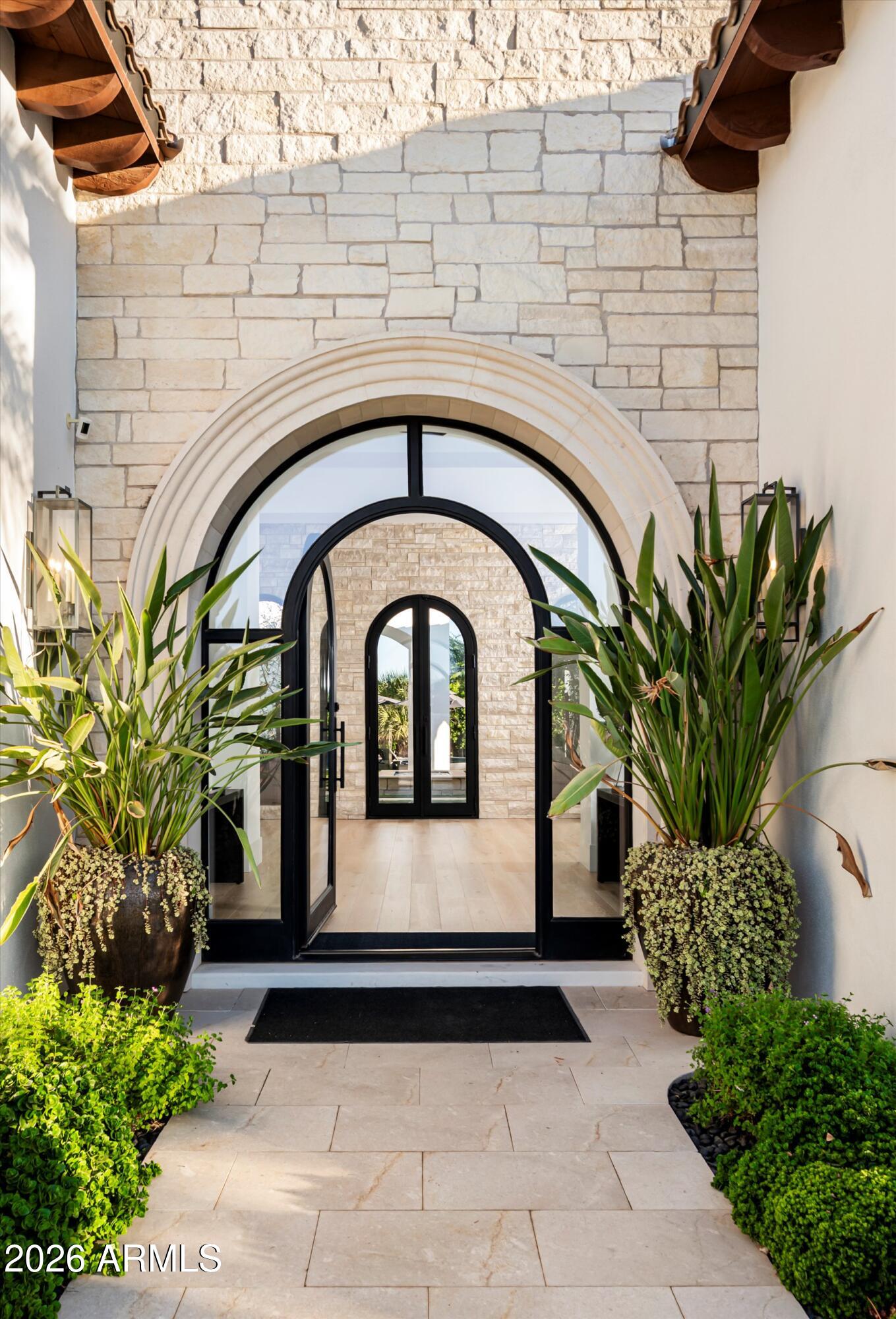 6125 E VIA ESTRELLA Avenue