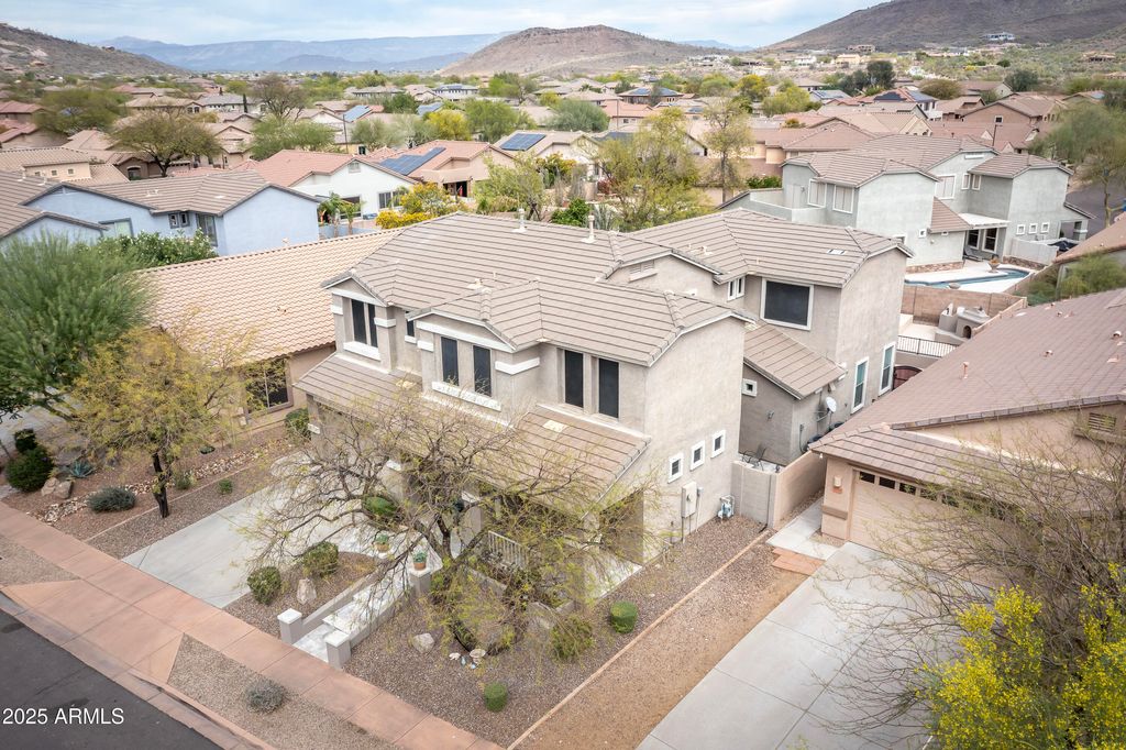 listing image 80