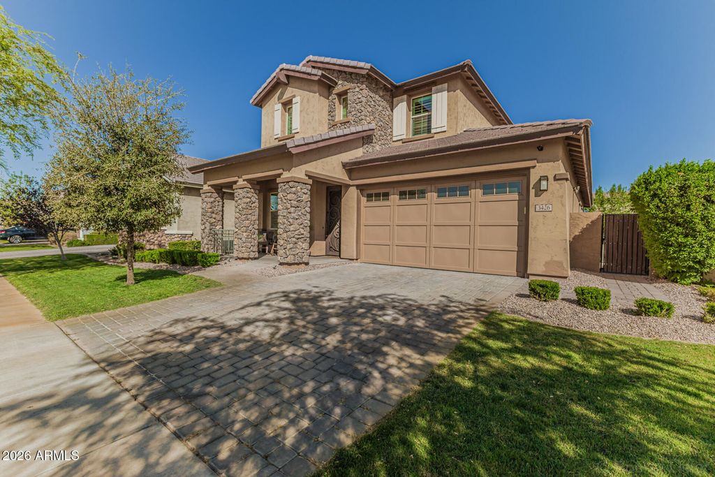 Photo of 3426 E Appaloosa Road, Gilbert, AZ 85296 (MLS # 6994986)