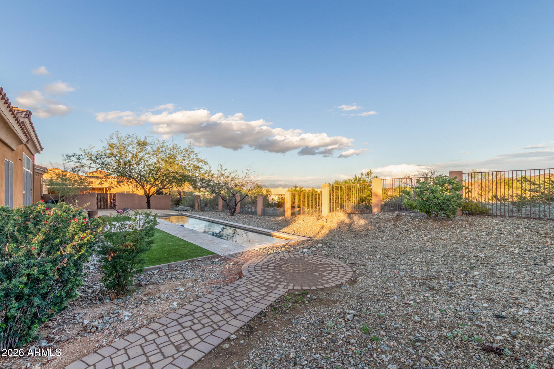 1731 W STEINWAY Drive