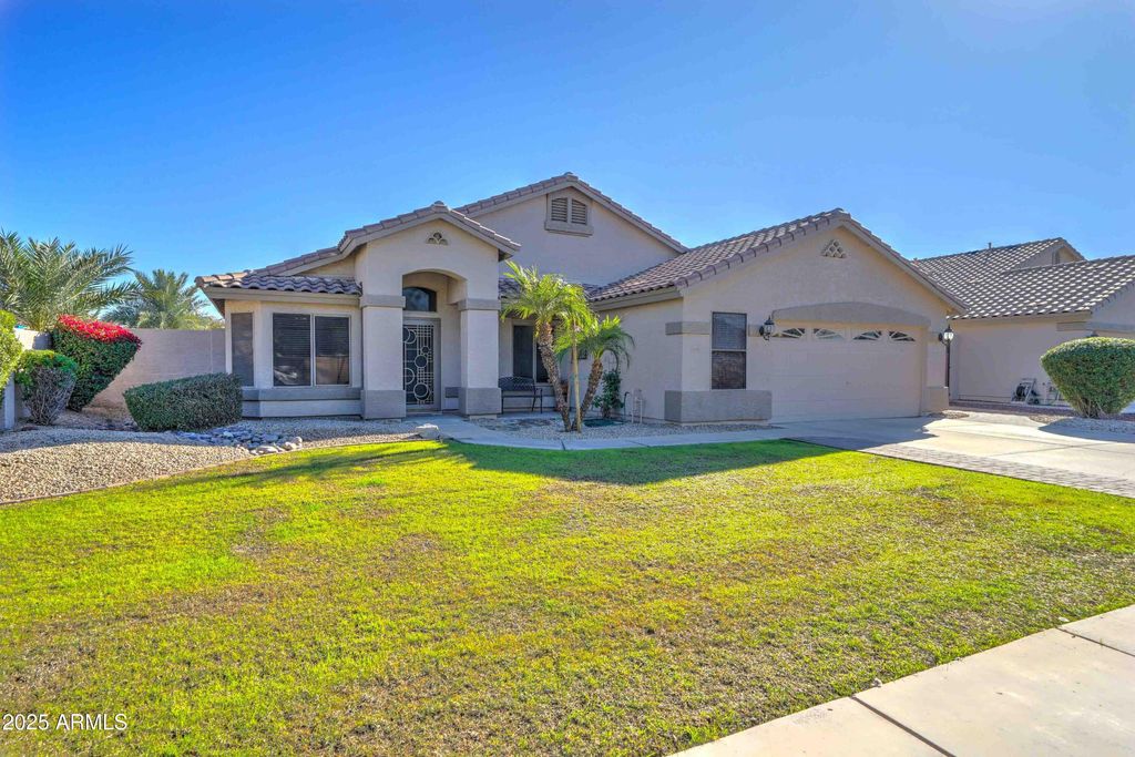 Photo of 2155 S Quartz Court, Gilbert, AZ 85295 (MLS # 6956826)