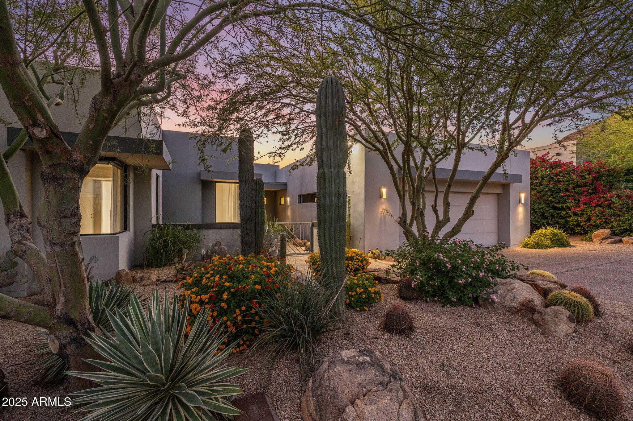 5434 E LINCOLN Drive 67