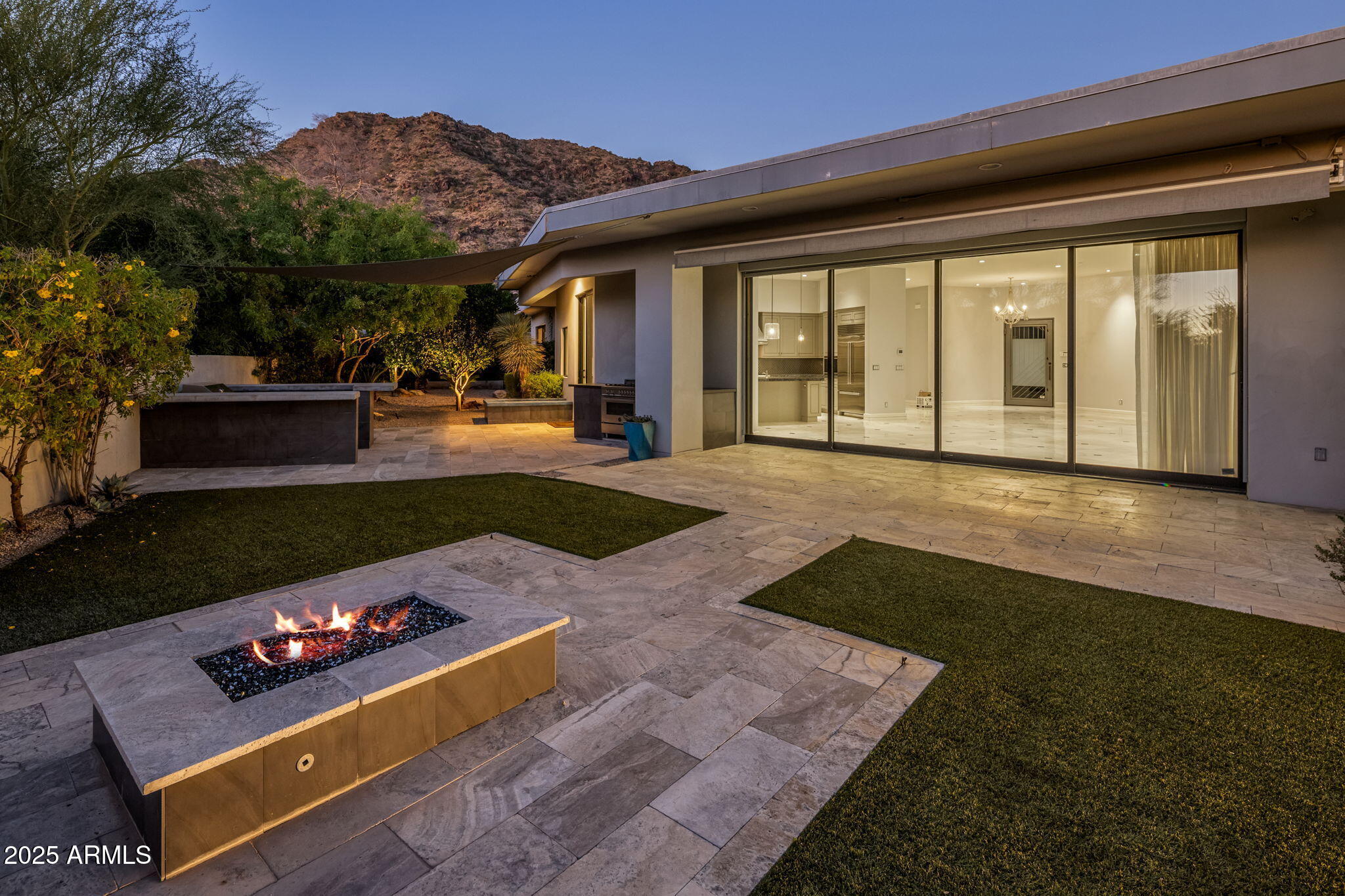 5434 E LINCOLN Drive 67