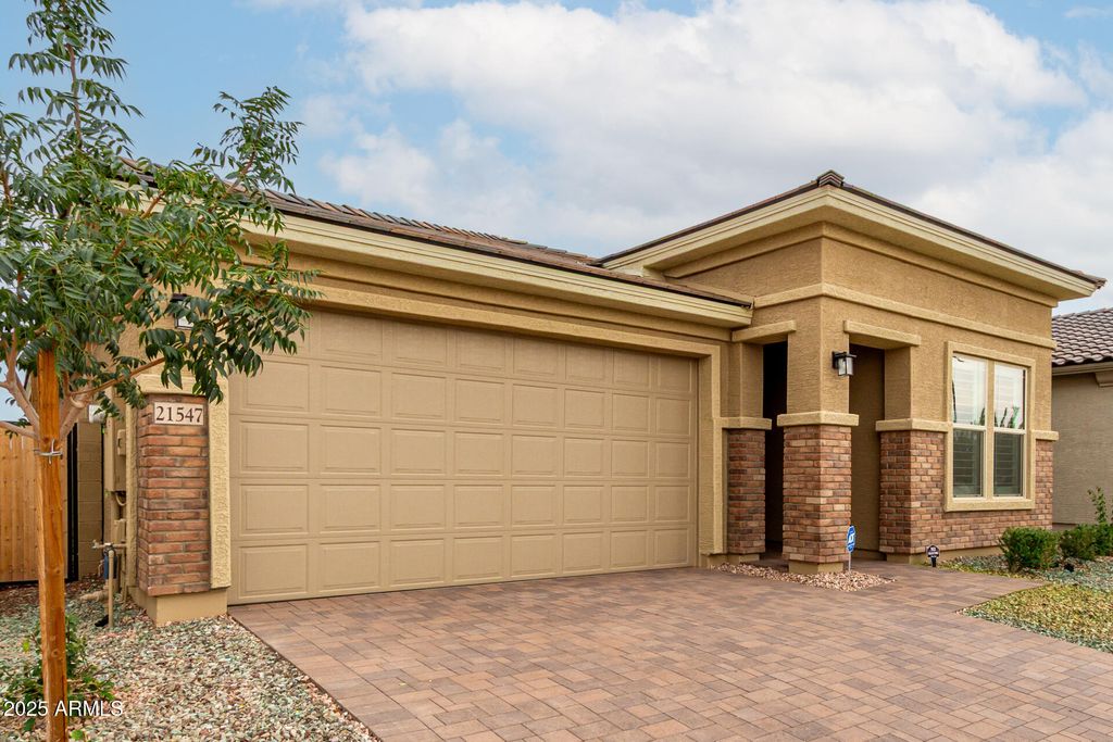 Photo of 21547 W Papago Street, Buckeye, AZ 85326 (MLS # 6931901)