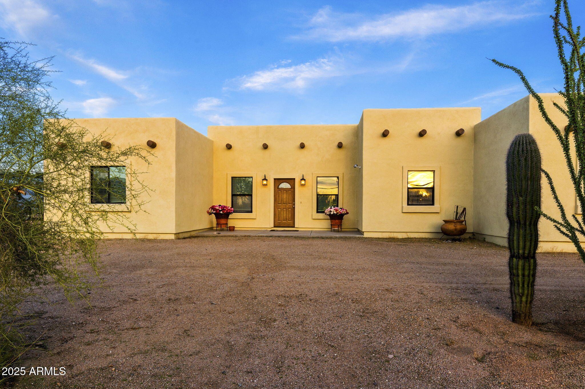 4227 N Idaho Road