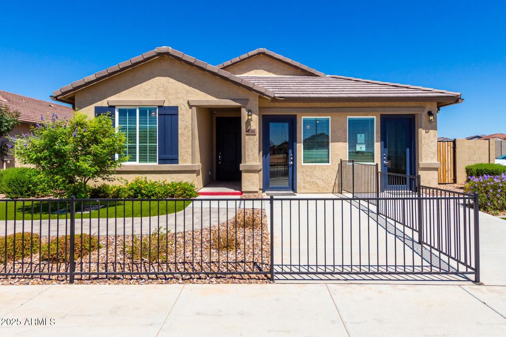 Photo of 1184 E Ridgerock Street, Casa Grande, AZ 85122 (MLS # 6895251)