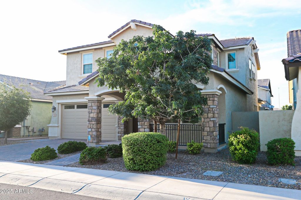 Photo of 1954 E Geronimo Street, Chandler, AZ 85225 (MLS # 7007332)