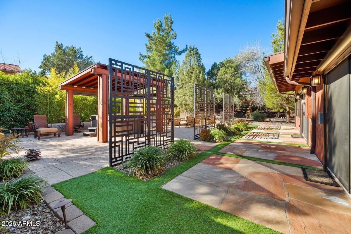 95 El Camino Grande --