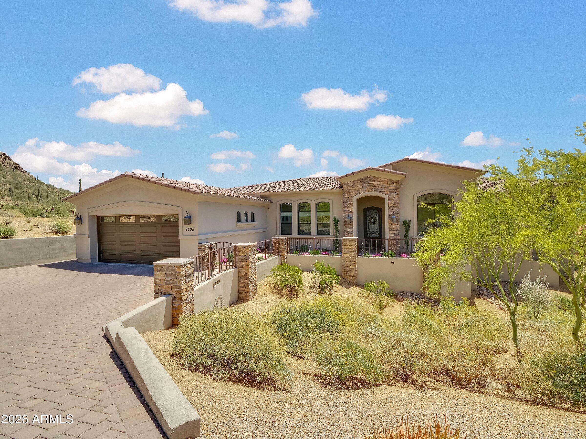 2405 W VIA SAVELLI --