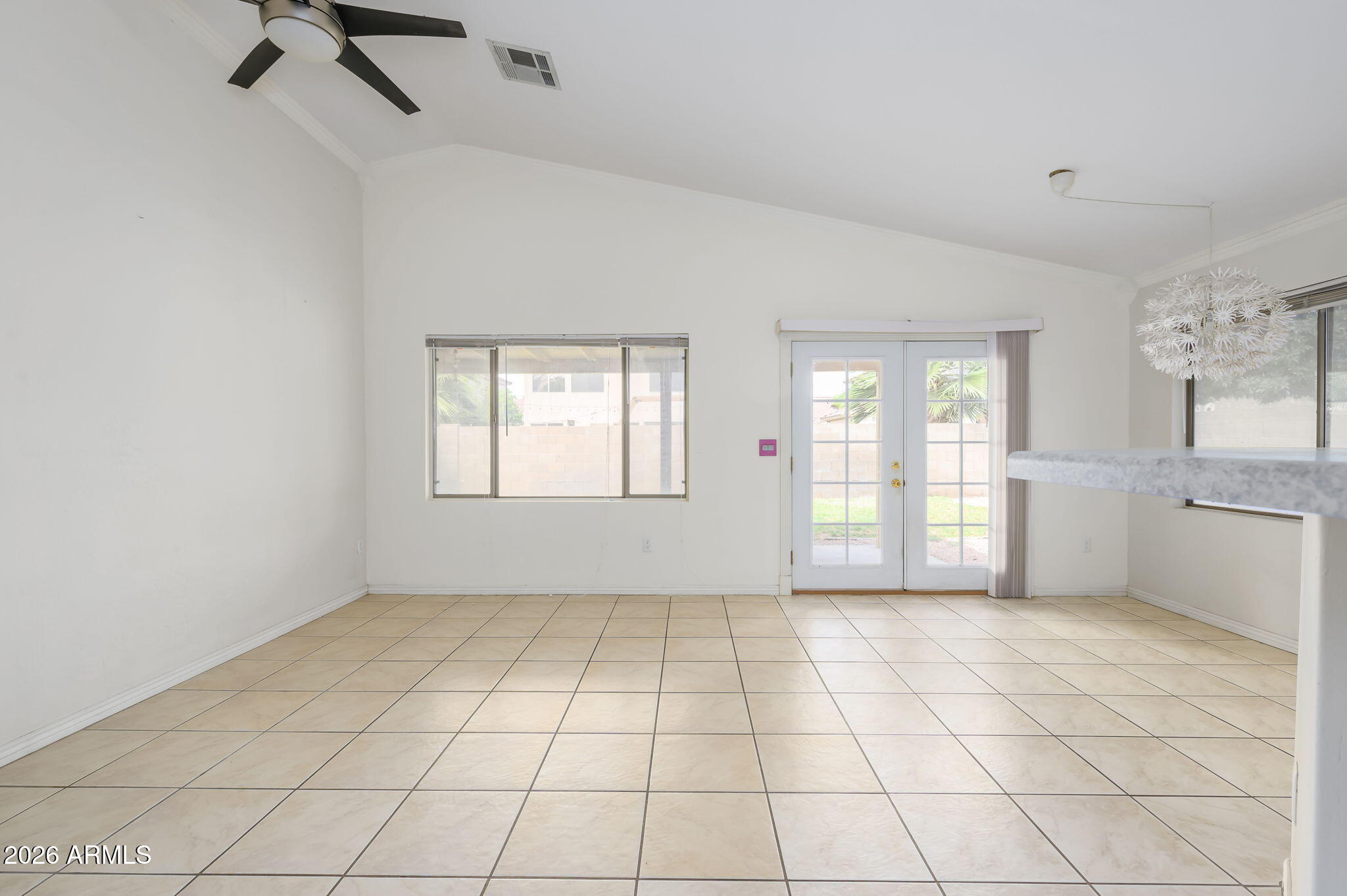 542 W Princeton Avenue