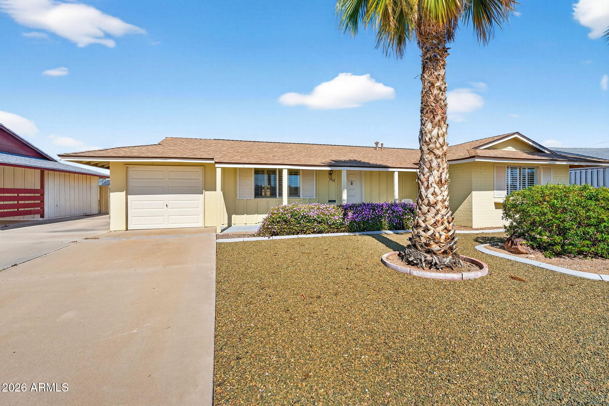 9928 W PEORIA Avenue