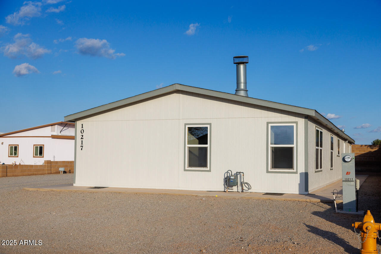 10217 S WINTER Avenue