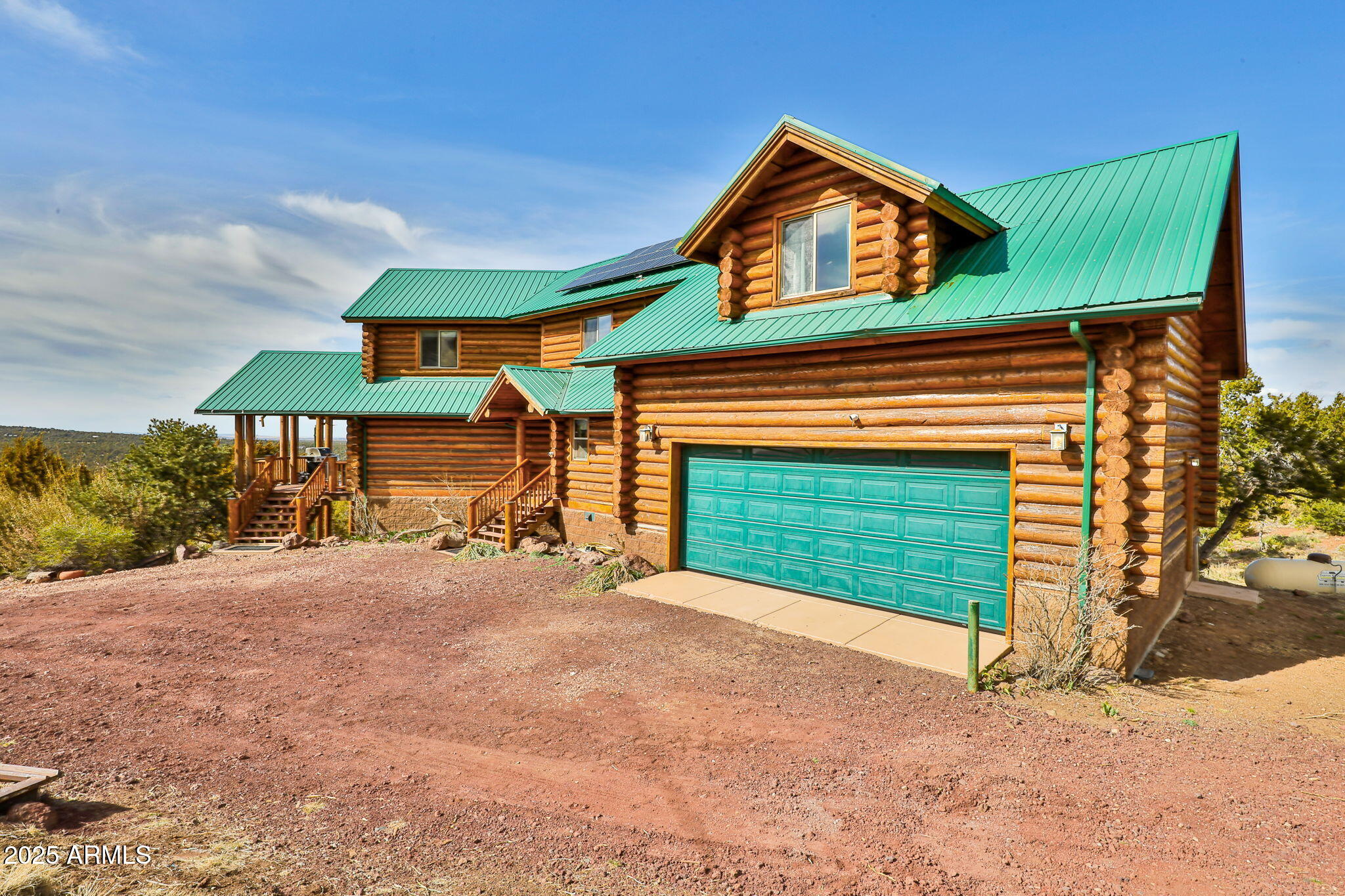786 E Broncos Trail