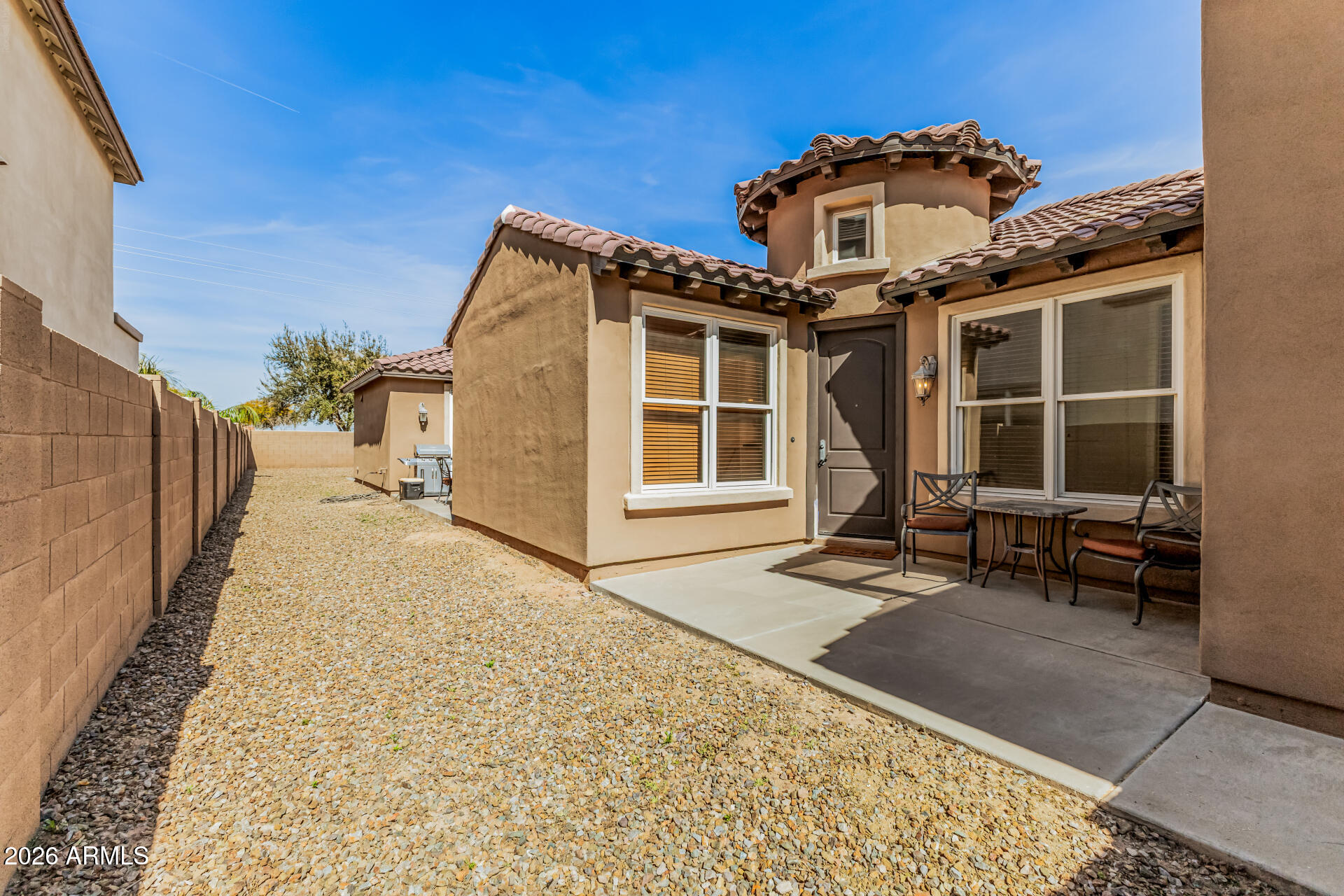 2288 E WISTERIA Drive