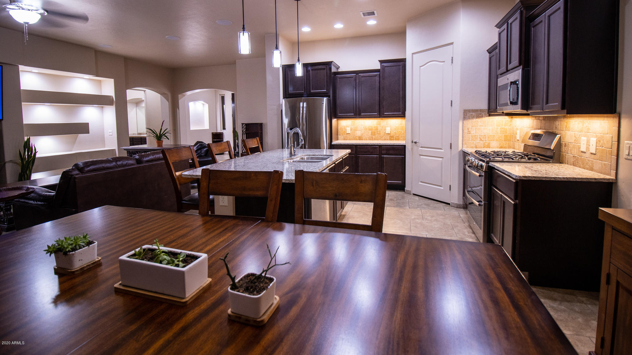 The Reserves at Canyon De Flores - Residential