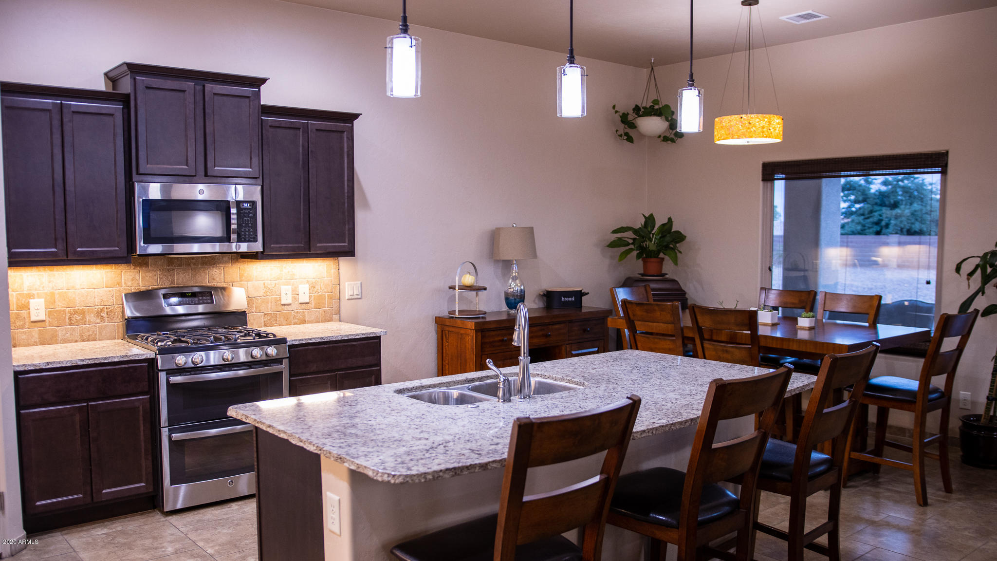 The Reserves at Canyon De Flores - Residential