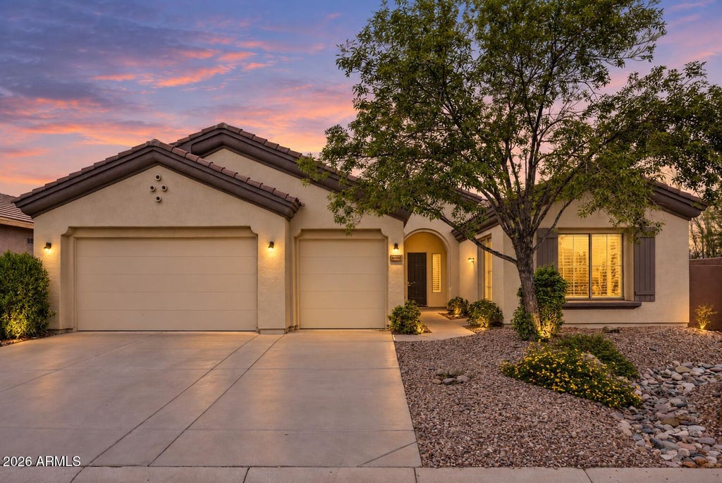 Photo of 40818 N Congressional Drive, Anthem, AZ 85086 (MLS # 7053820)
