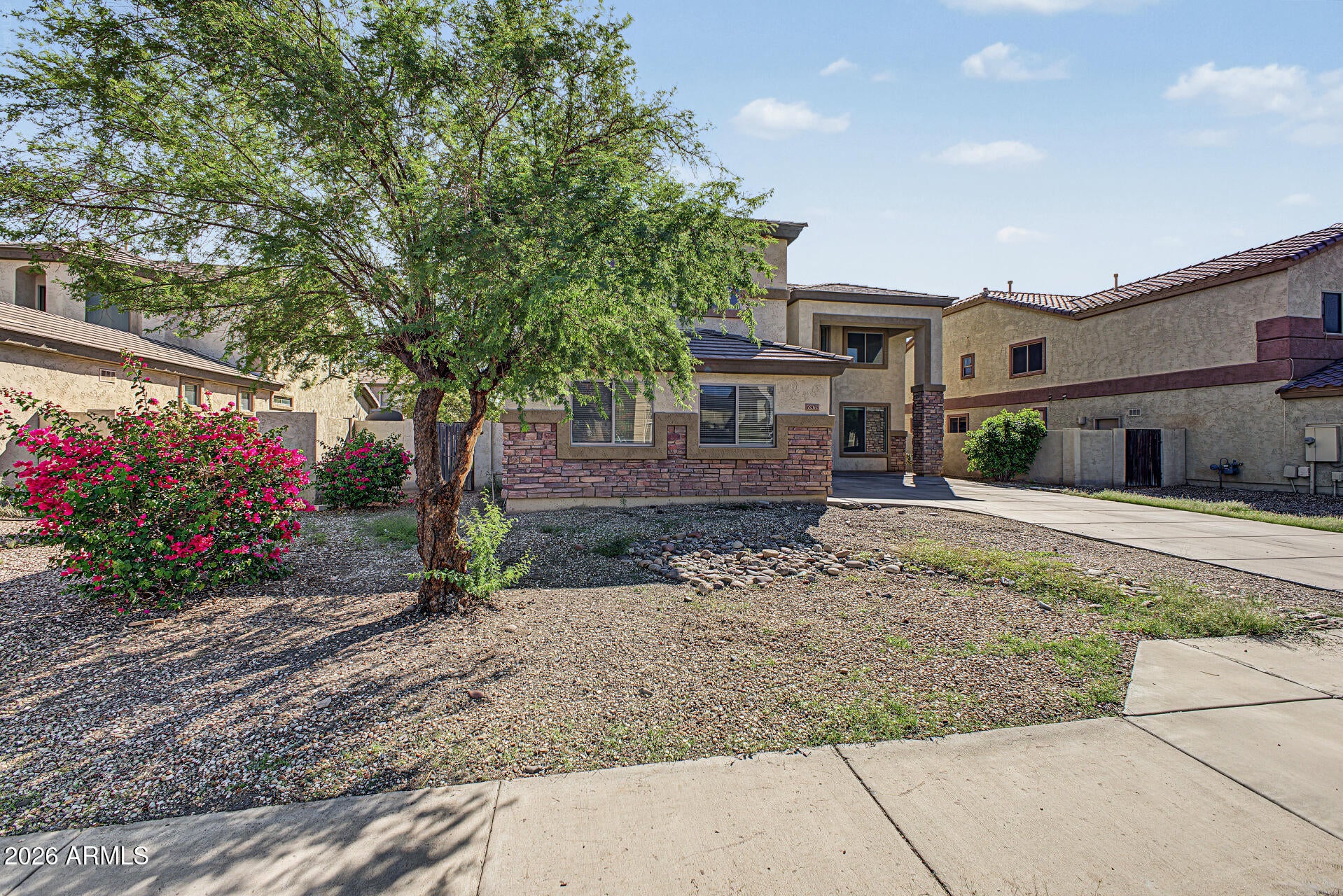 6825 W LYNNE Lane