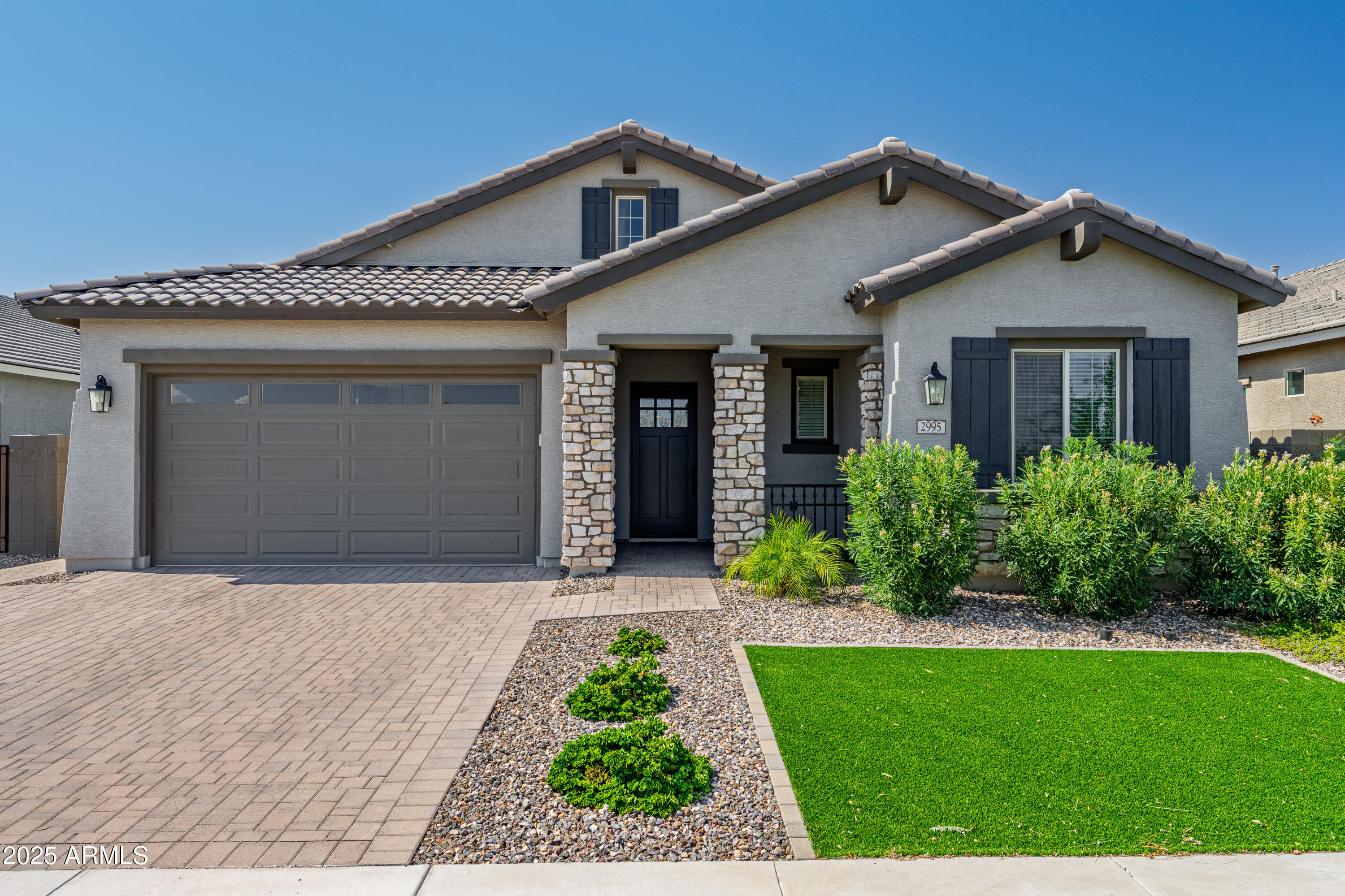 2995 W LYNX Drive