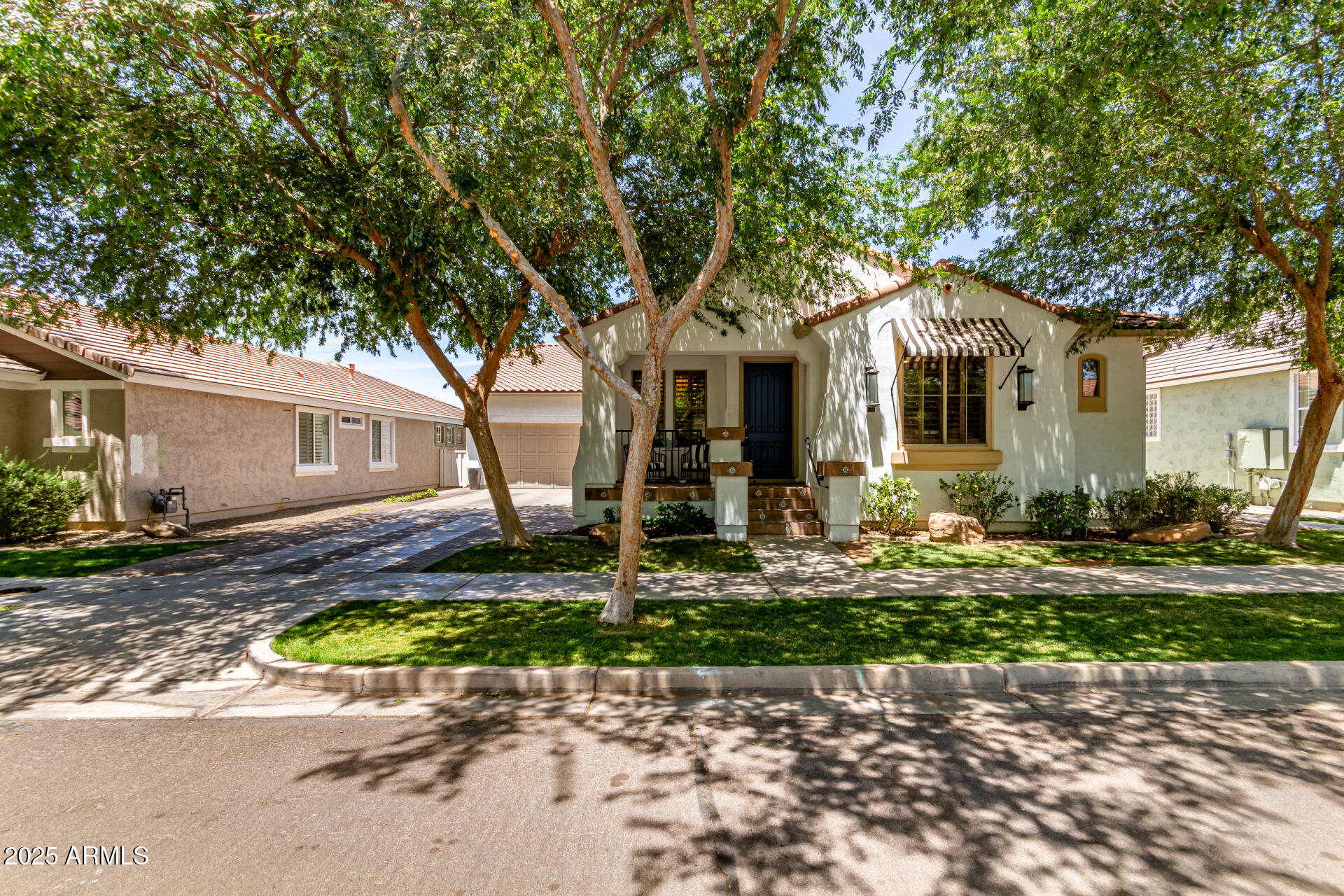 3030 E CAMELLIA Drive