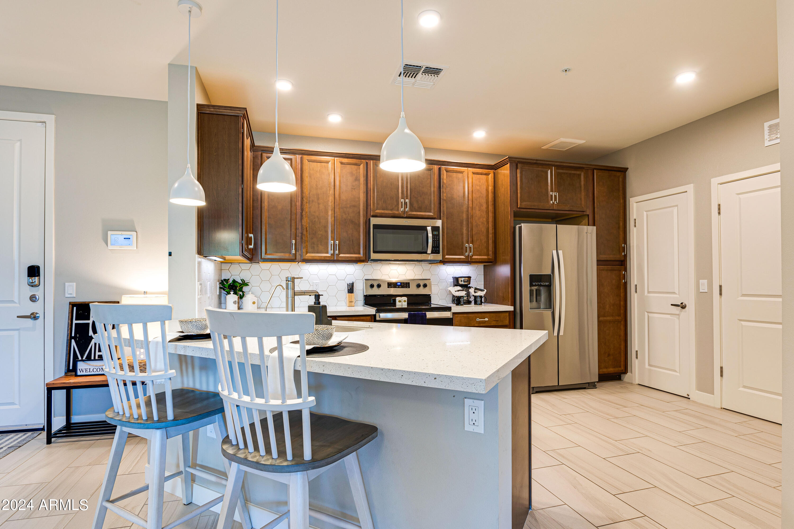 2511 W QUEEN CREEK Road 102