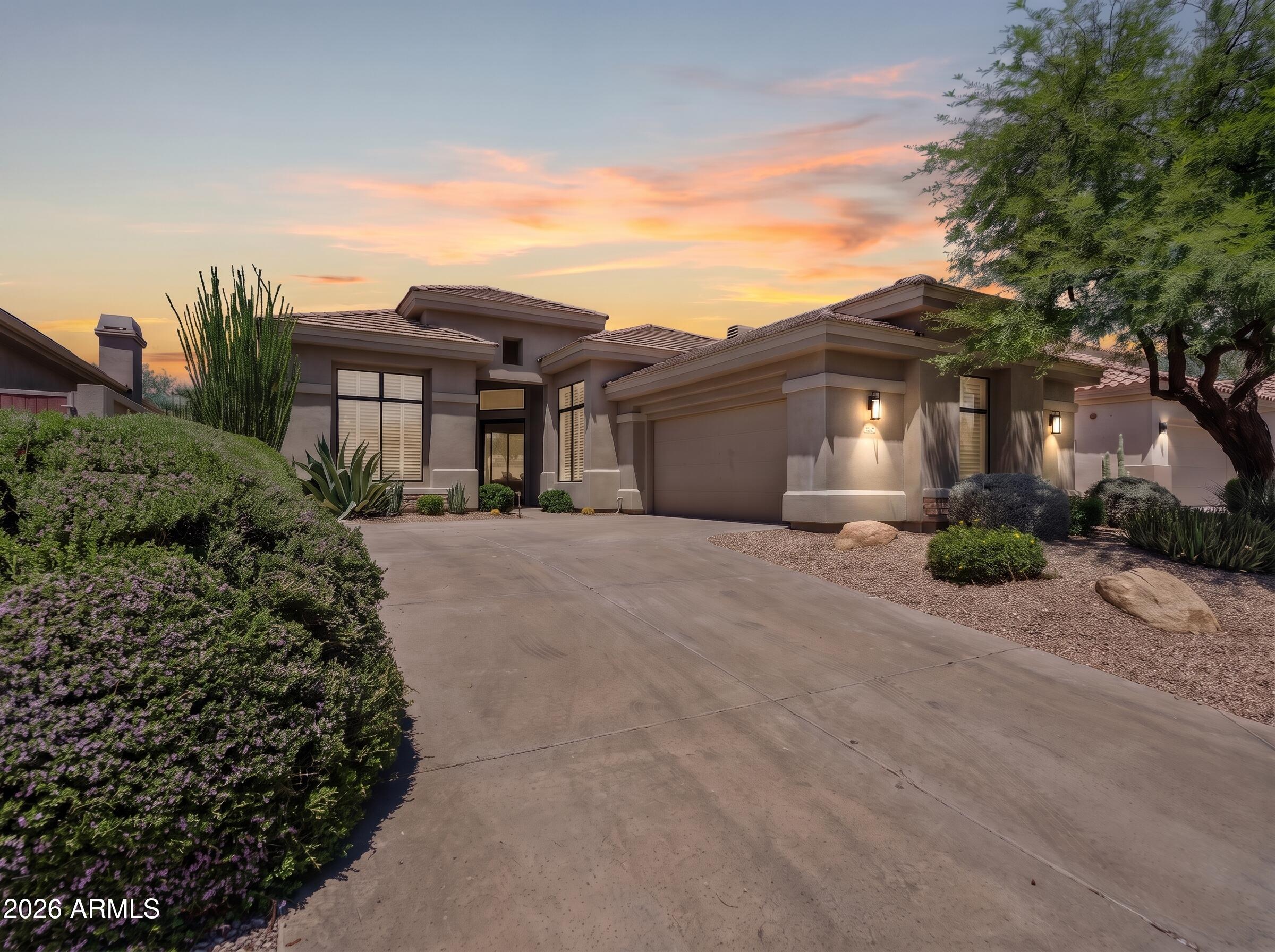 7698 E FLEDGLING Drive
