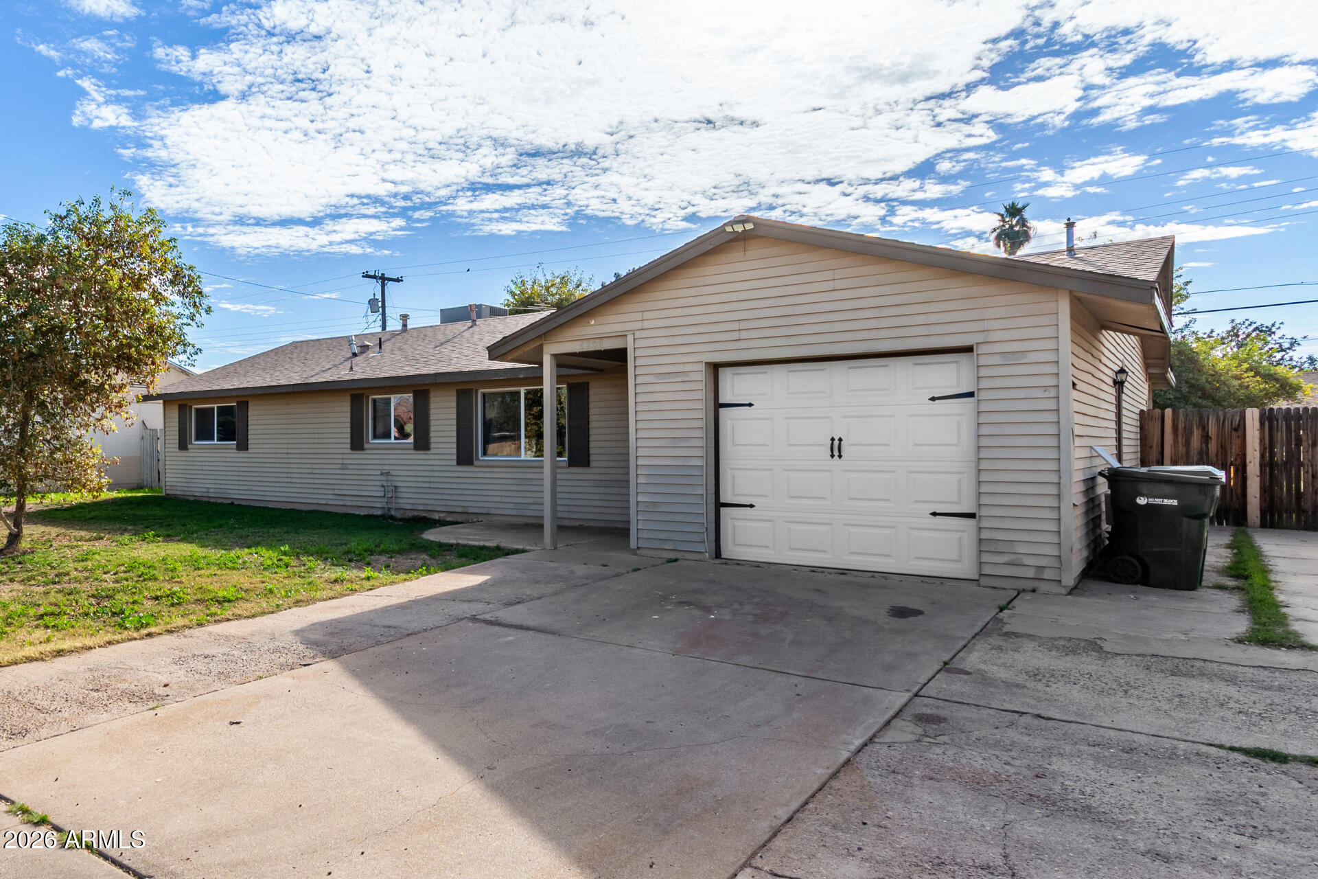 6209 W CHEERY LYNN Road