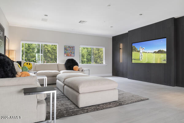 ARCADIA MANORS - Residential