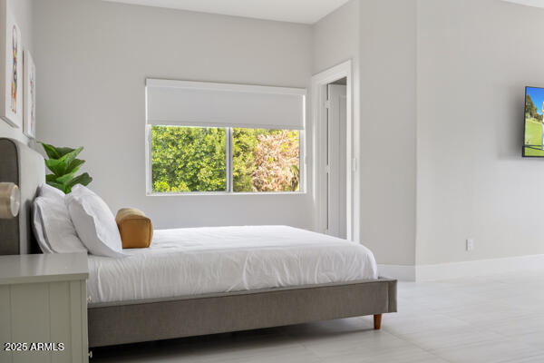 ARCADIA MANORS - Residential