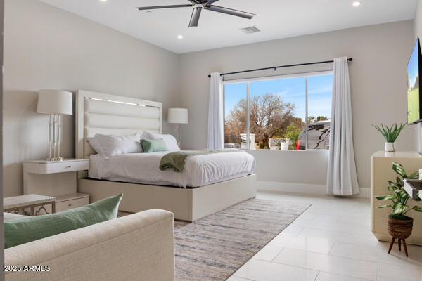 ARCADIA MANORS - Residential