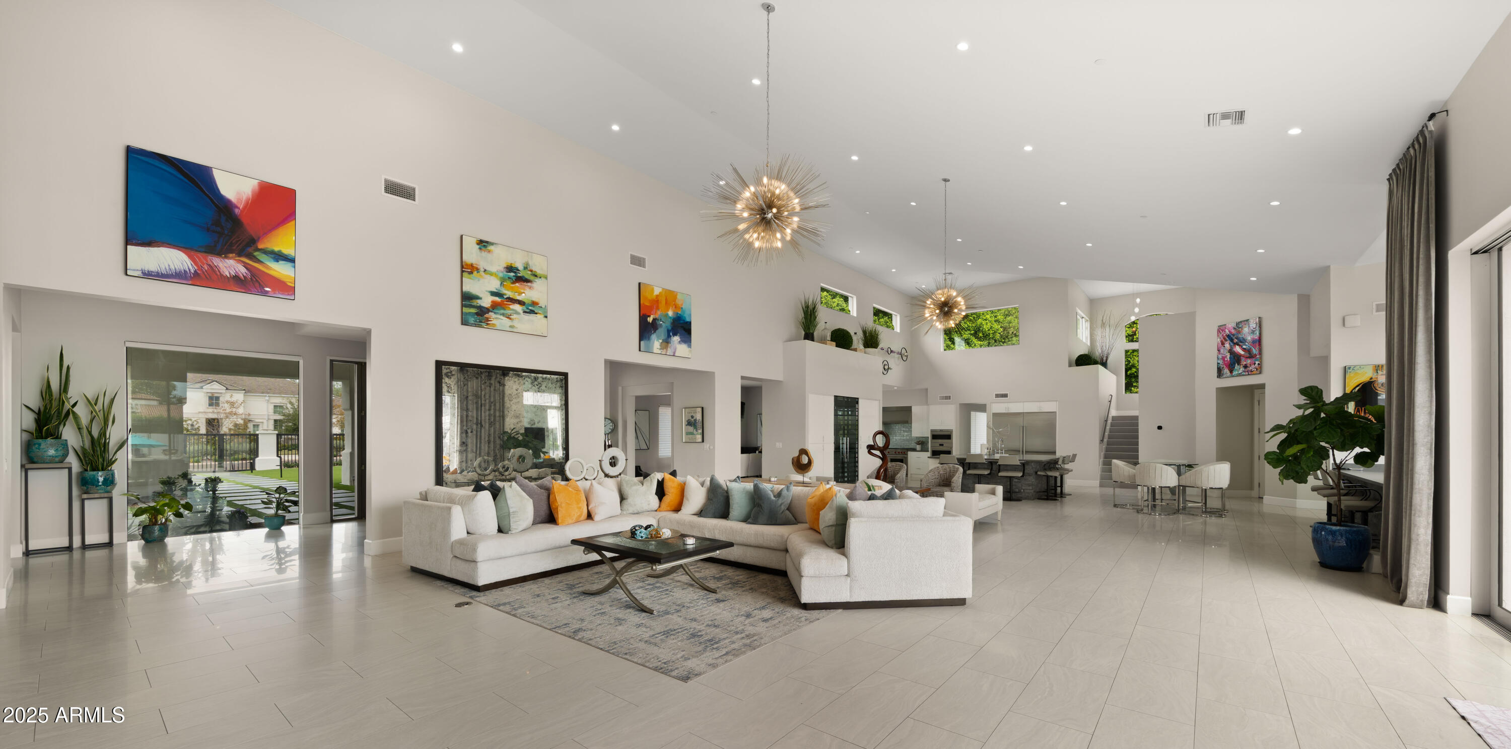 ARCADIA MANORS - Residential