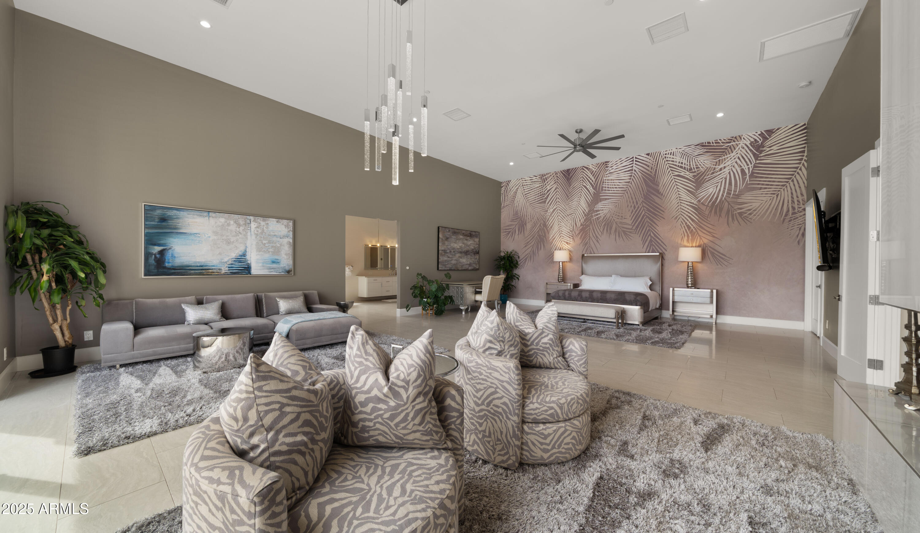 ARCADIA MANORS - Residential