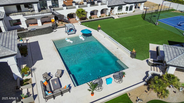 ARCADIA MANORS - Residential