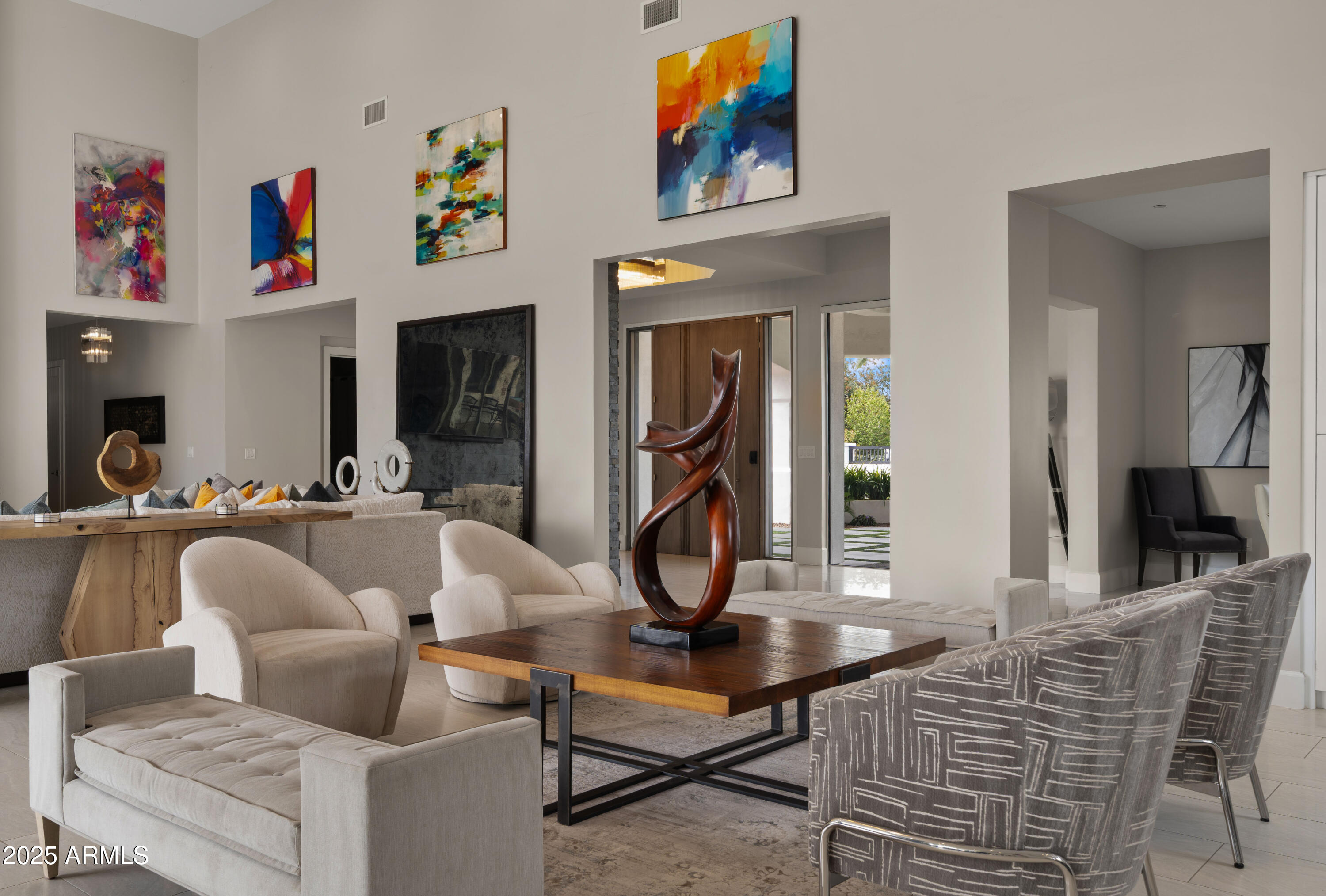 ARCADIA MANORS - Residential