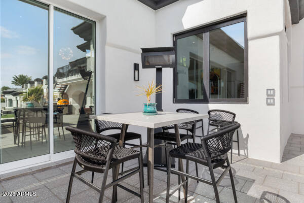 ARCADIA MANORS - Residential