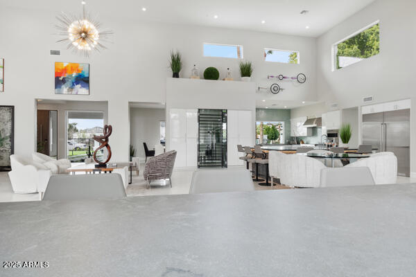 ARCADIA MANORS - Residential