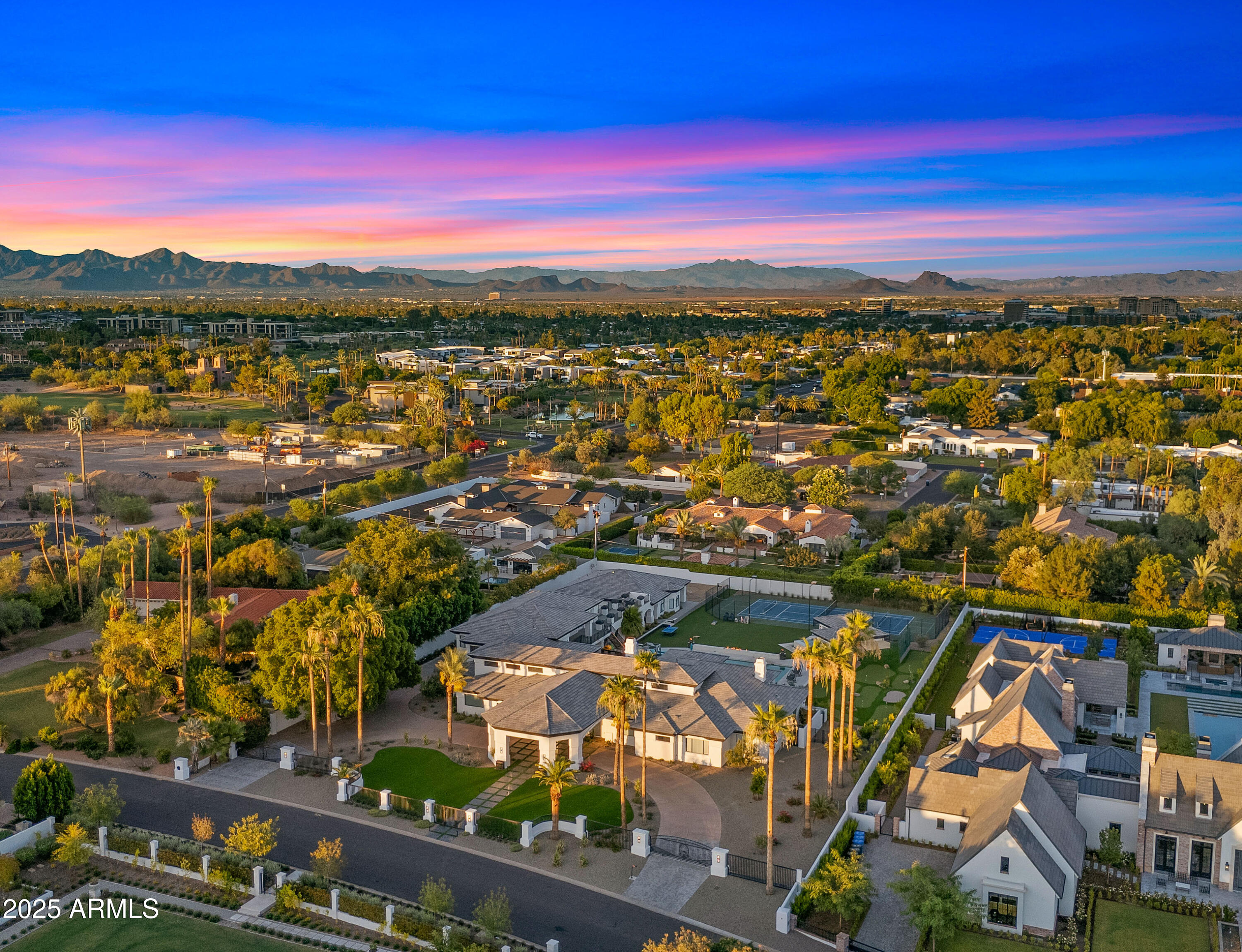 ARCADIA MANORS - Residential