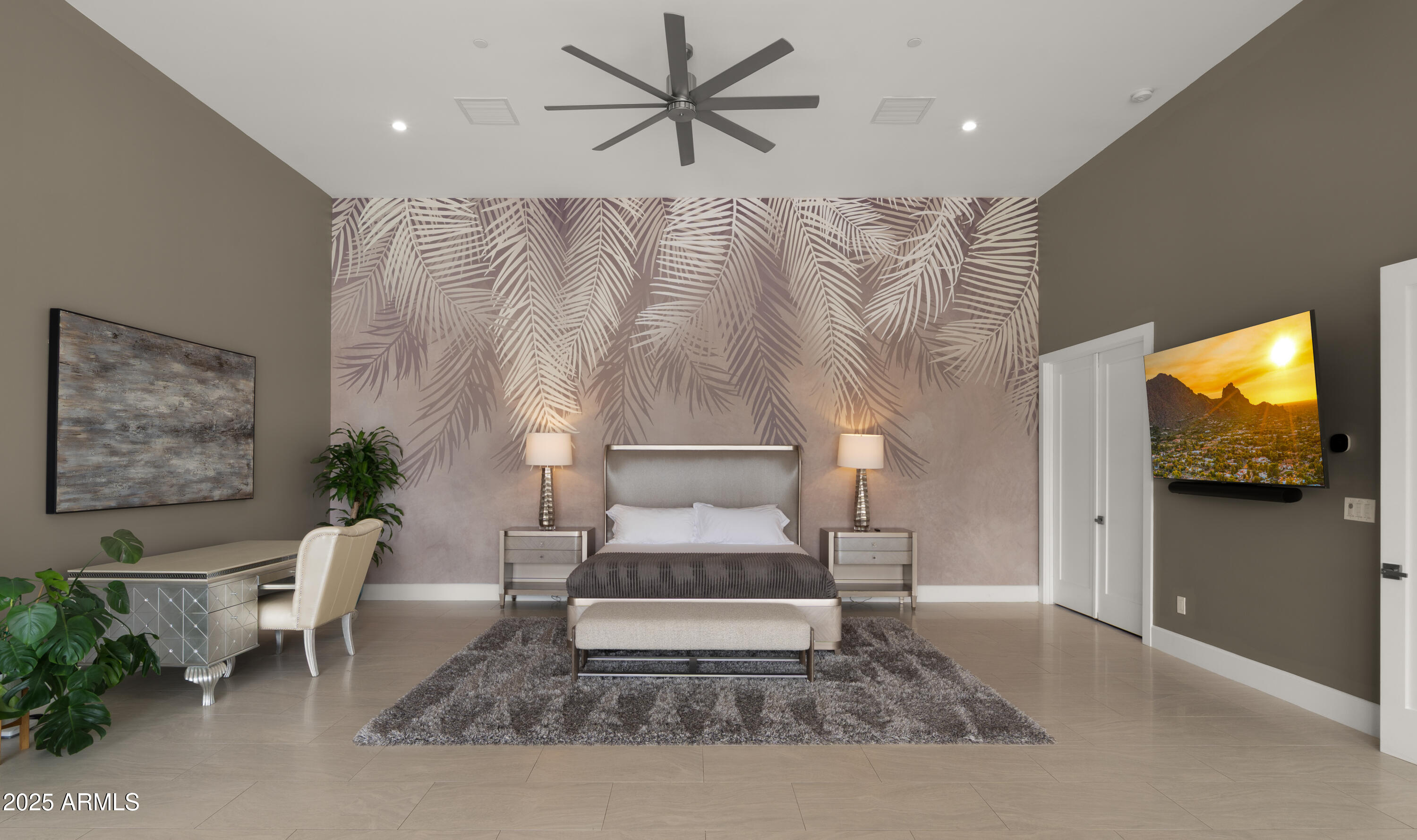 ARCADIA MANORS - Residential