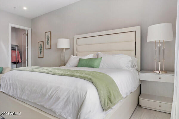 ARCADIA MANORS - Residential