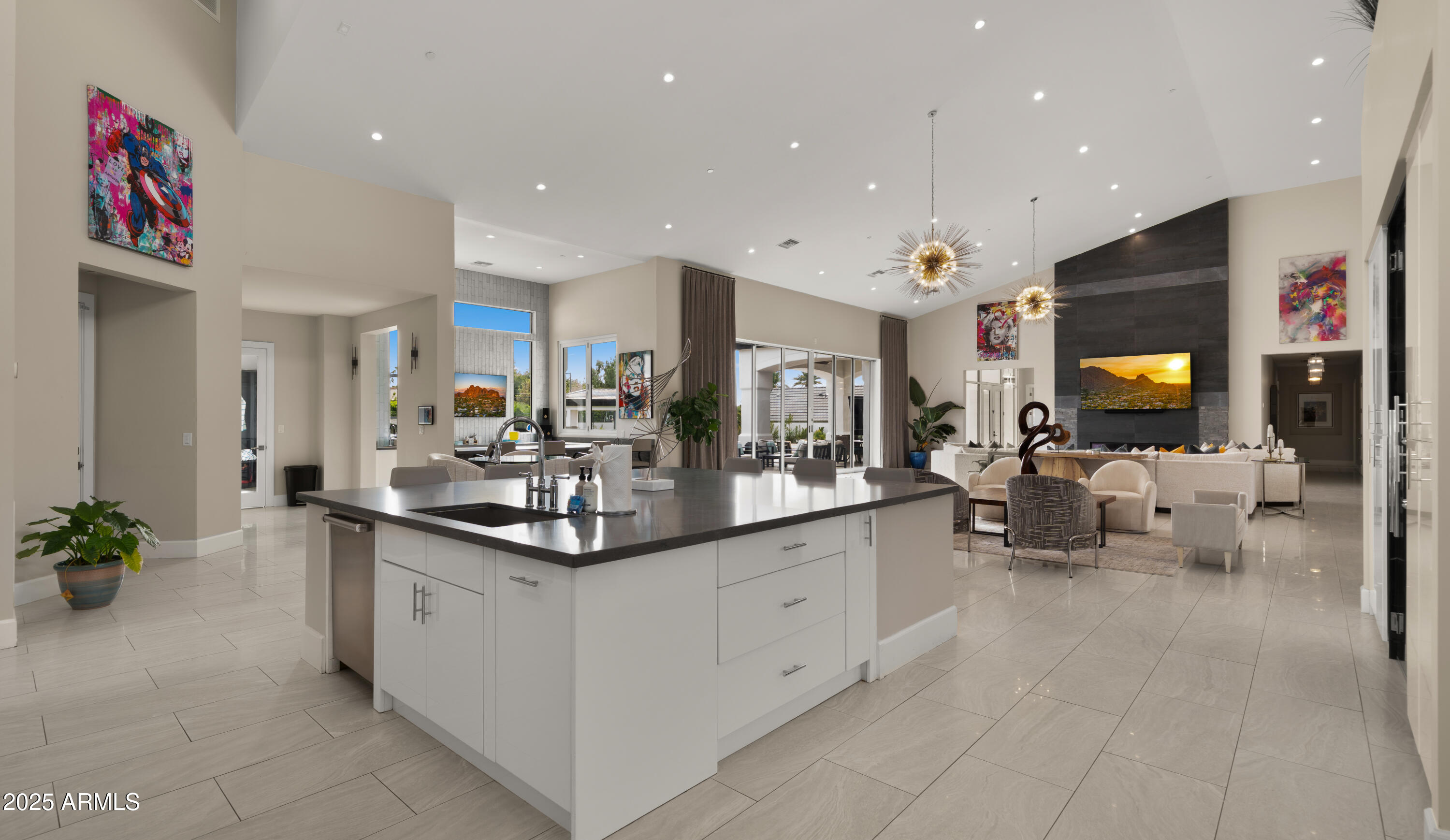 ARCADIA MANORS - Residential