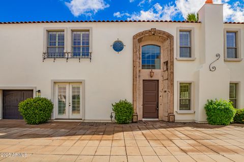 Photo of 111 W Missouri Avenue #G, Phoenix, AZ 85013 (MLS # 6950330)