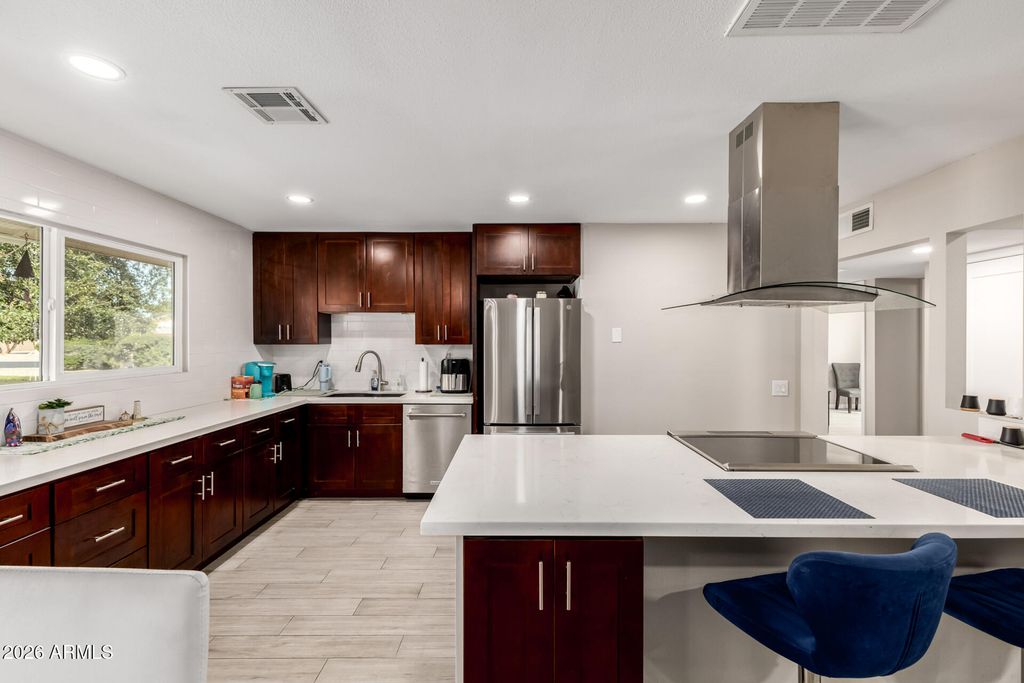 Photo of 19226 N Signal Butte Circle, Sun City, AZ 85373 (MLS # 6989873)