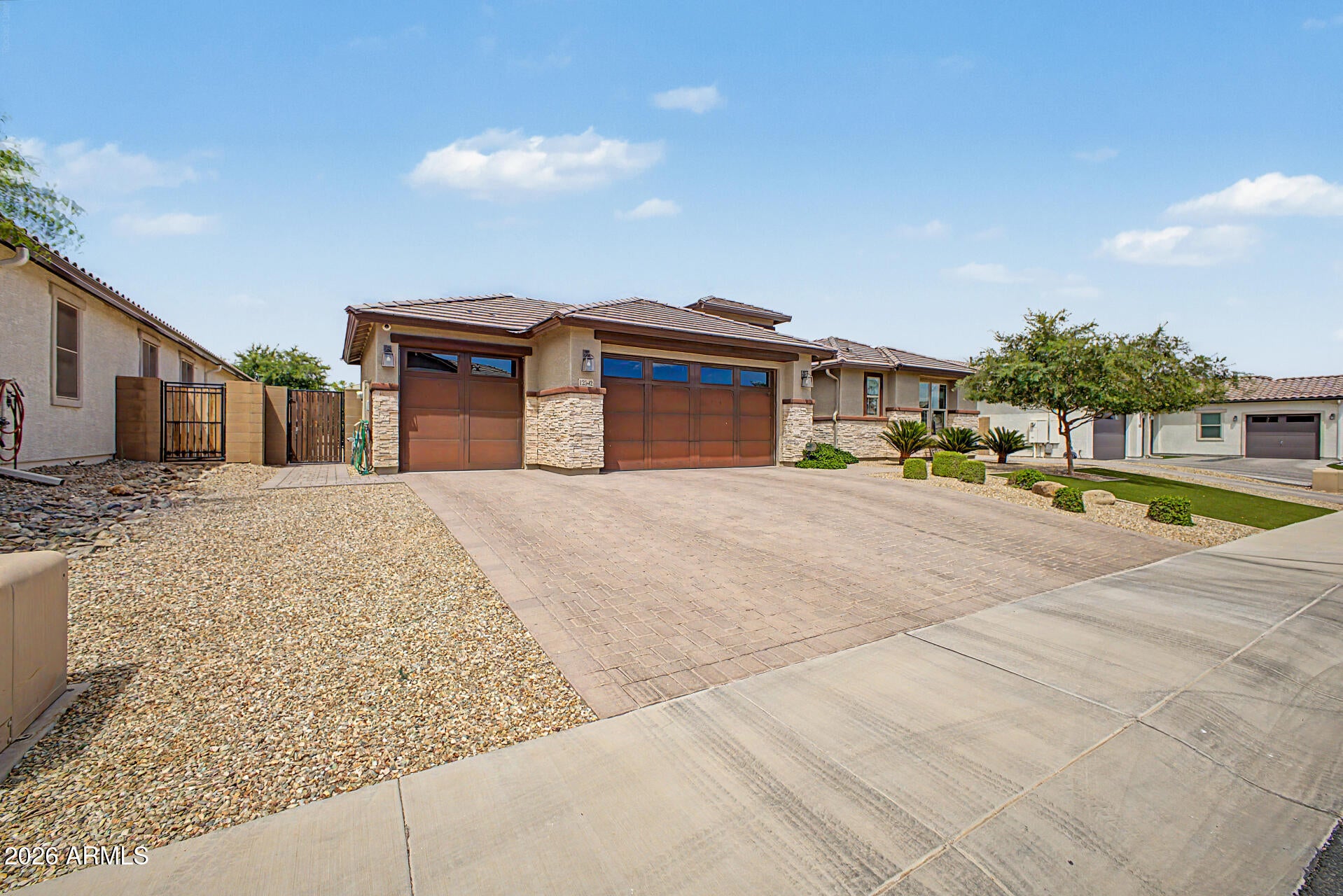 12542 W KRALL Court