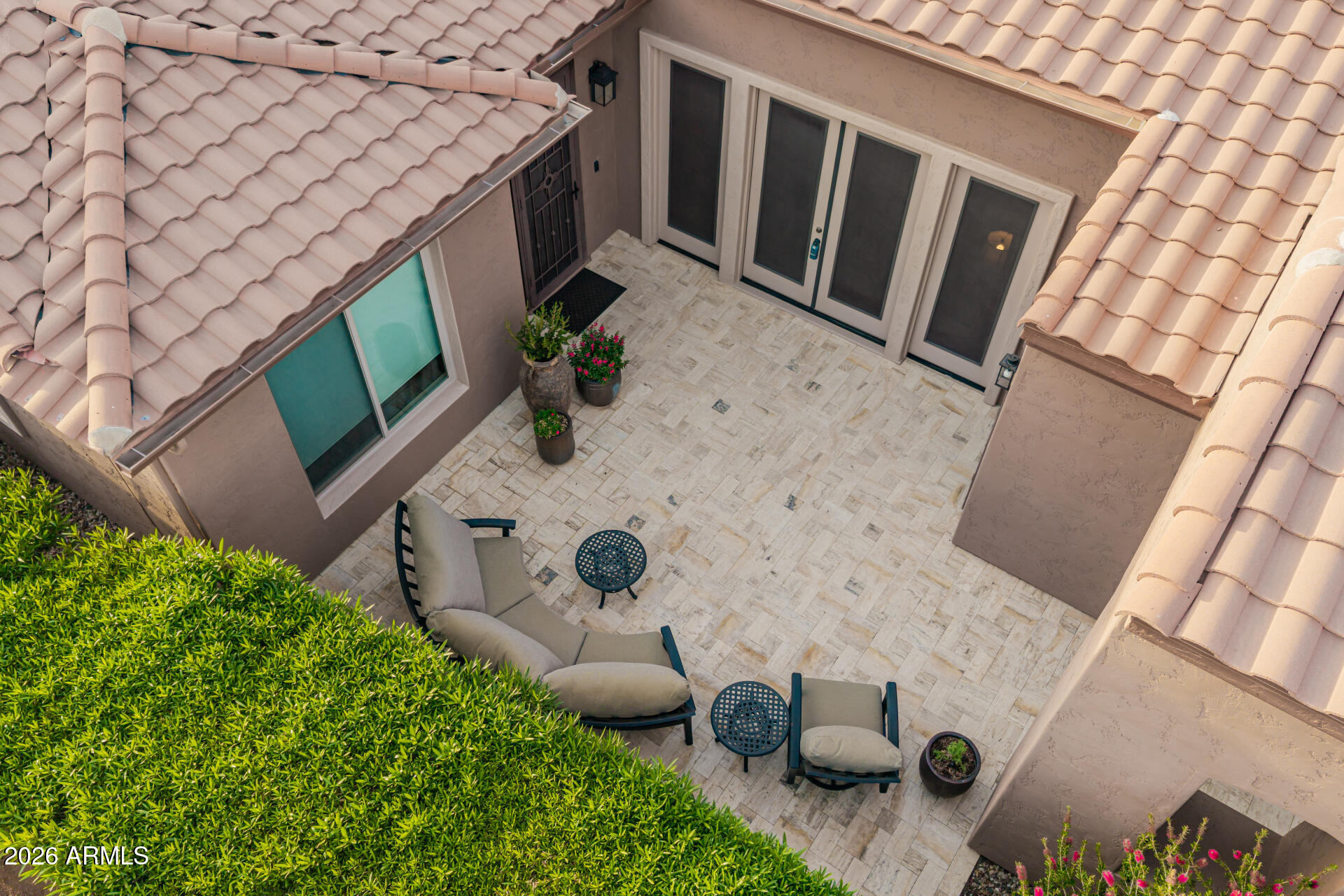 5722 S MESQUITE GROVE Way