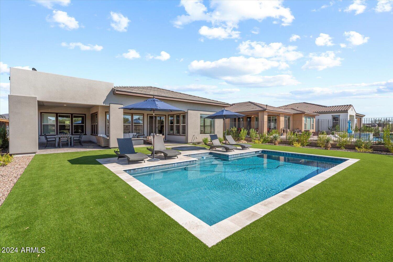 28500 N CAMEL ROCK Court