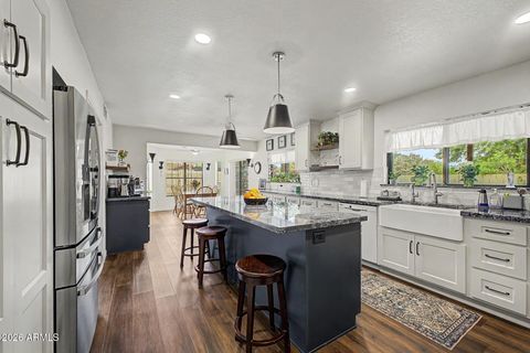 8421 S KENWOOD Lane Tempe AZ 85284