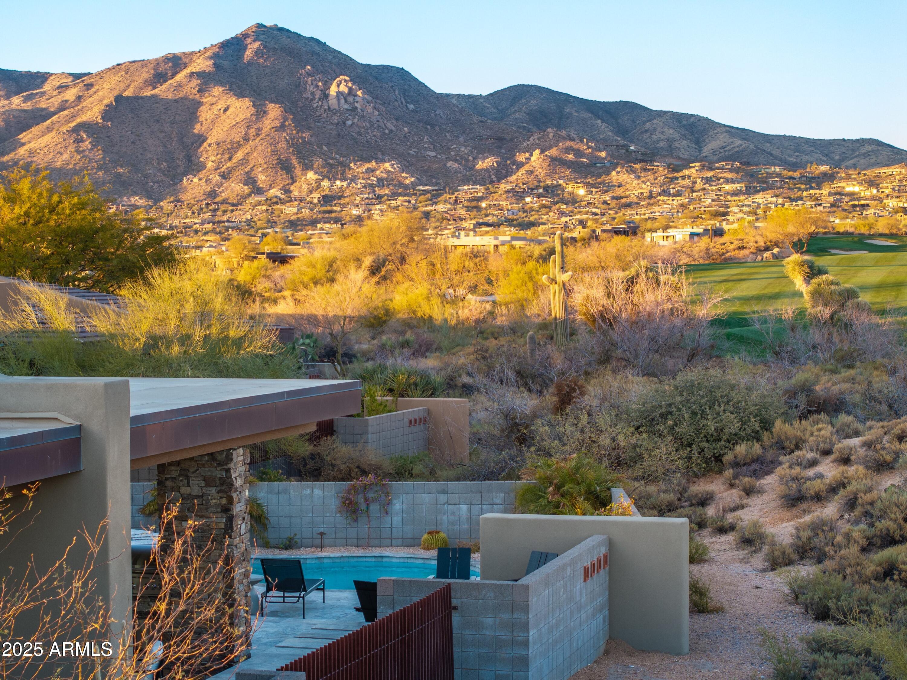 DESERT MOUNTAIN - Residential