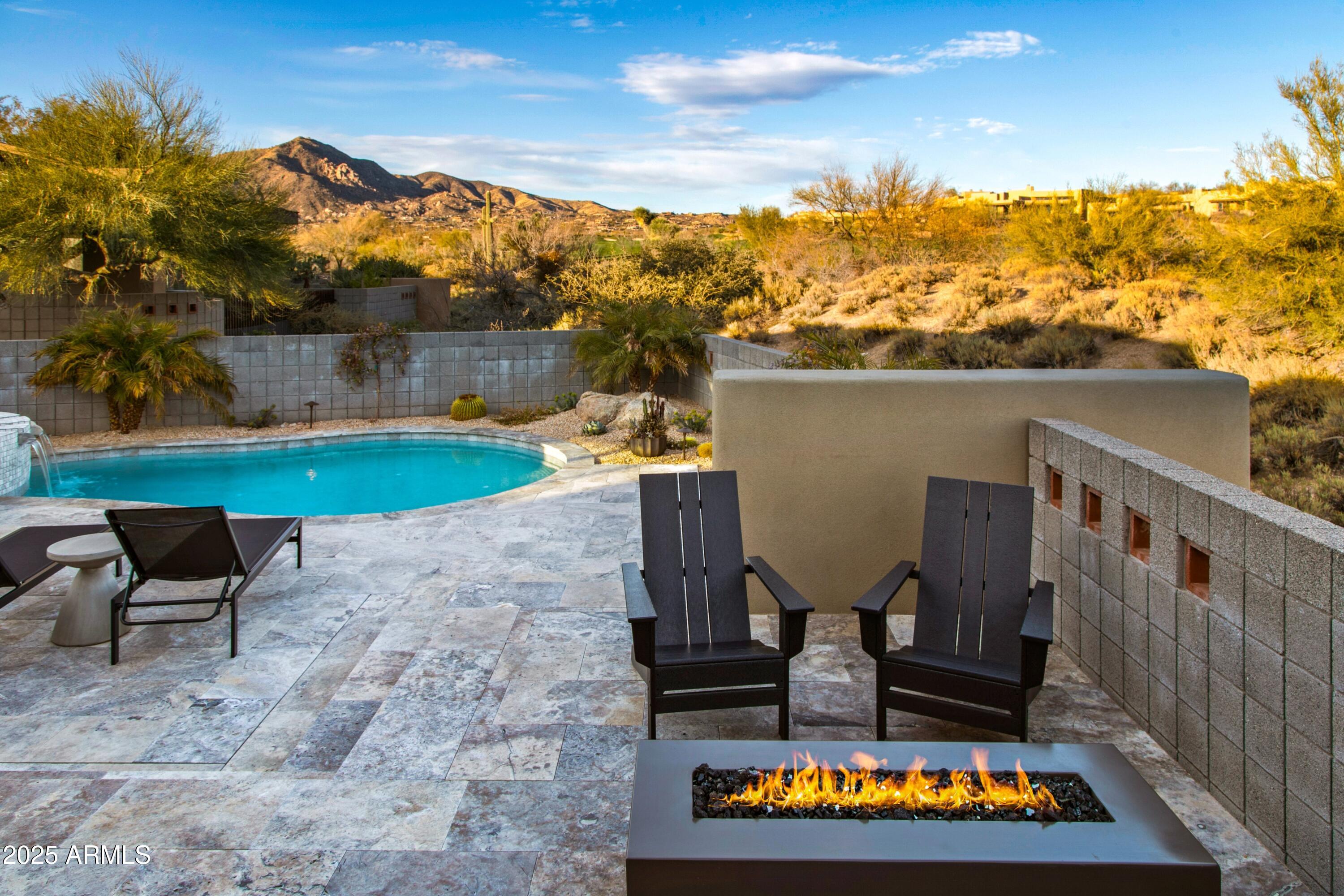 DESERT MOUNTAIN - Residential