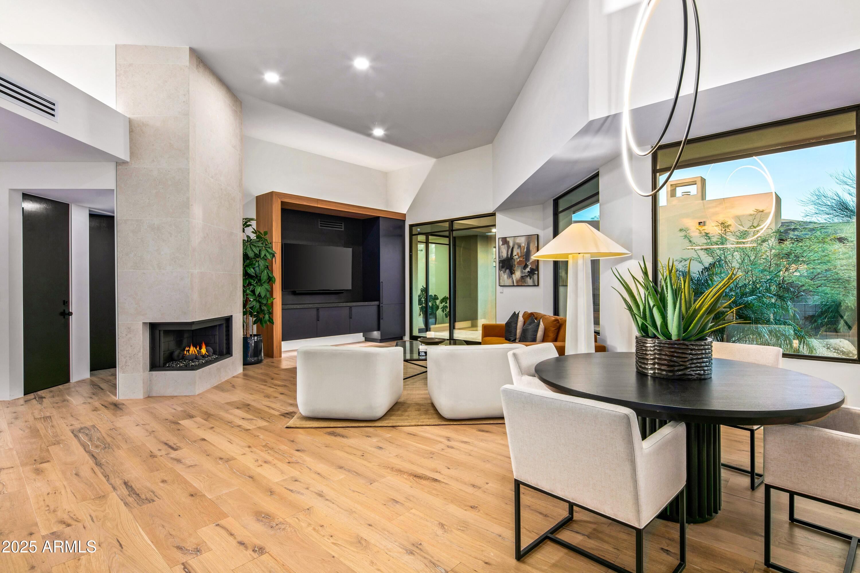 DESERT MOUNTAIN - Residential